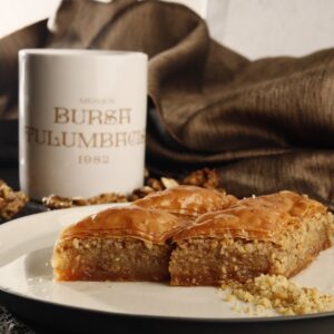 Bol Cevizli Köy Baklava