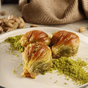 Antep Fıstıklı Midye Baklava