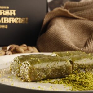 Antep Fıstıklı Sarma Baklava
